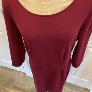 Banana Republic size 14 burgundy ponte dress with exposed gold zipper